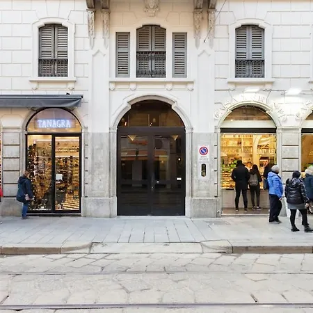 شقة Walking To The Duomo From A Luxury Penthouse *